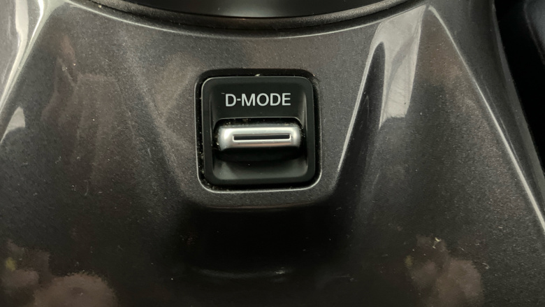 Nissan Juke 1.0 DiG-T 114 N-Connecta 5dr Petrol Hatchback